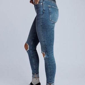 Free People Busted Knee Skinny Jeans